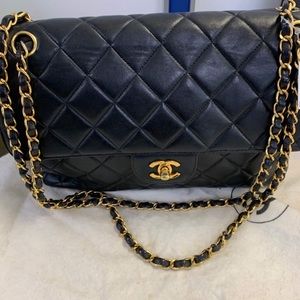 Pre loved Vintage Chanel Double Sided Flap Bag in Quilted Lamb skin ,Jumbo Size